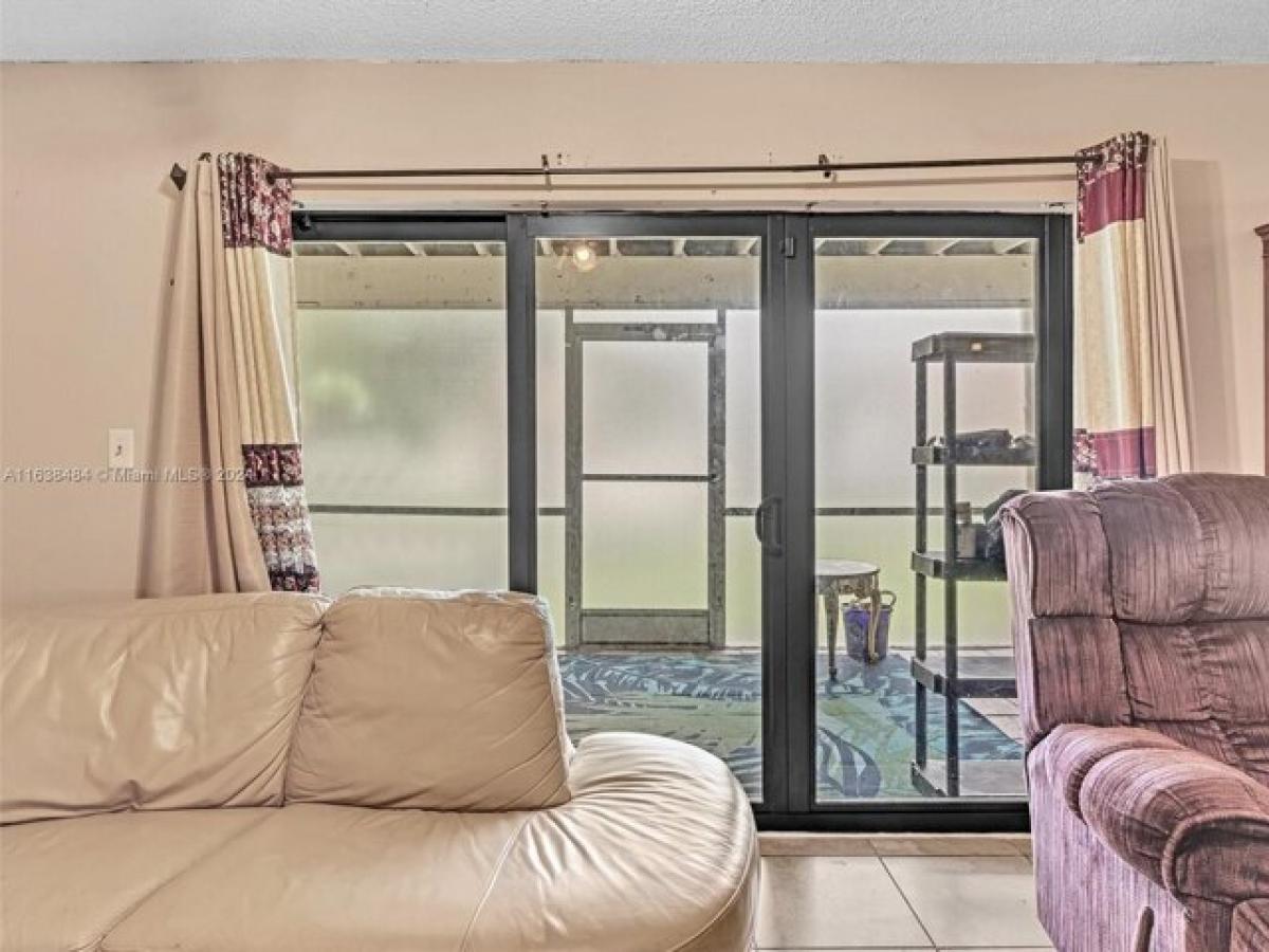 3 bedrooms House in Tamarac, USA No. 435403