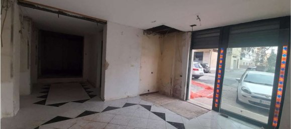  عقار تجاري في Syracuse, Italy 58متر مربع رقم 242402 2