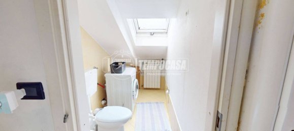 1 bedroom Apartment in Turin, Italy No. 202464 8