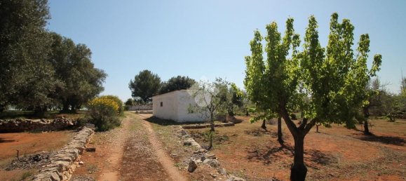 Студия в Остуни, Италия № 217202 3