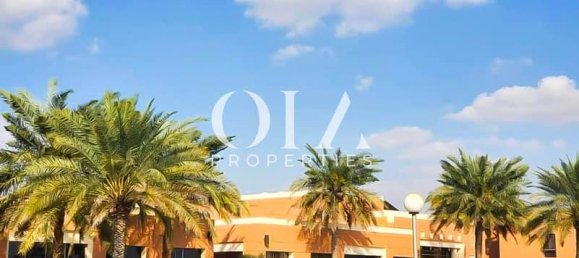 5 bedrooms Villa in Abu Dhabi, UAE No. 18877 7