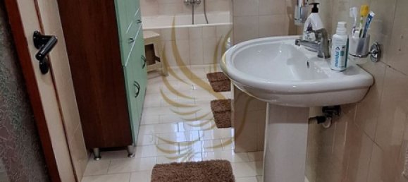 4 rooms Apartment in Giugliano in Campania, Italy No. 251682 2