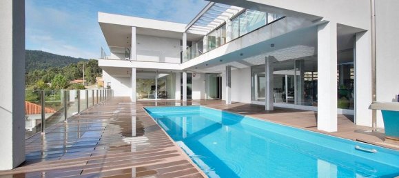 5 bedrooms House in Viana do Castelo, Portugal No. 144944 20