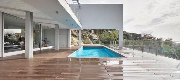 5 bedrooms House in Viana do Castelo, Portugal No. 144944 2