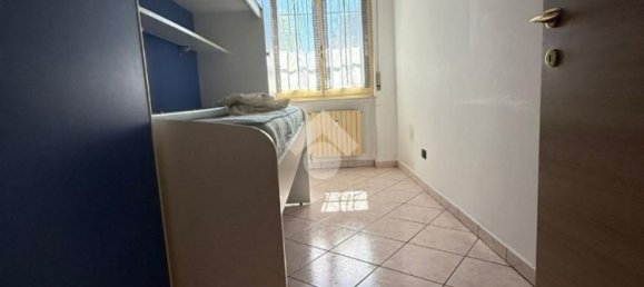 3 rooms Apartment in Reggio Emilia, Italy No. 302788 18