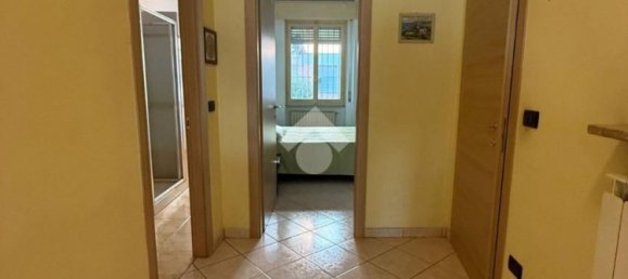 3 rooms Apartment in Reggio Emilia, Italy No. 302788 2