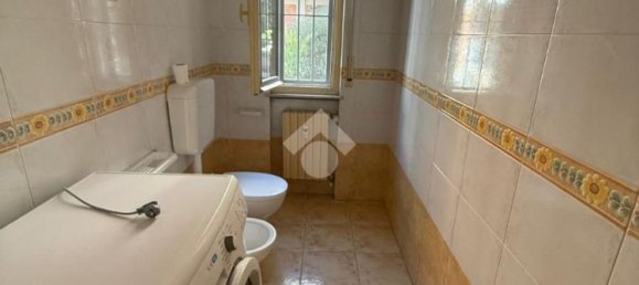 3 rooms Apartment in Reggio Emilia, Italy No. 302788 16