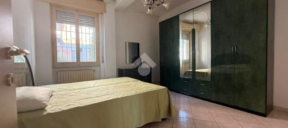 3 rooms Apartment in Reggio Emilia, Italy No. 302788 6