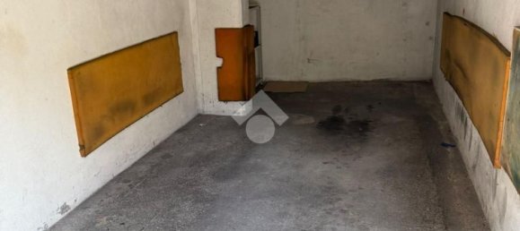 3 rooms Apartment in Reggio Emilia, Italy No. 302788 27