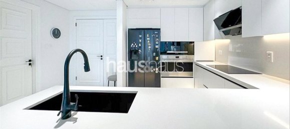 Квартира с 2 спальнями в Пальма Джумейра, ОАЭ № 99538 4