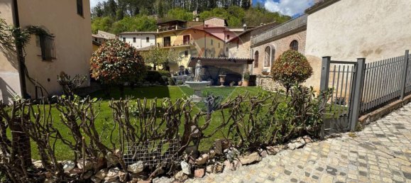 2 bedrooms House in Foligno, Italy No. 50346 30