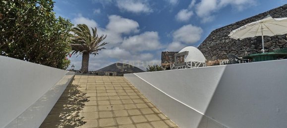 Casa de 3 dormitorios en Tias, Spain No. 67967 24