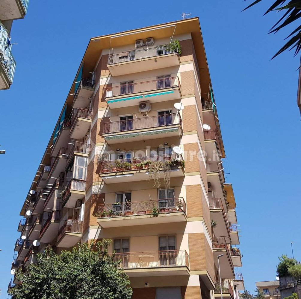 4 Schlafzimmer Wohnung in Salerno, Italy, Nr. 8725