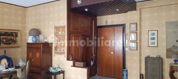 4 Schlafzimmer Wohnung in Salerno, Italy, Nr. 8725 6