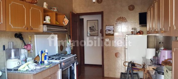 4 Schlafzimmer Wohnung in Salerno, Italy, Nr. 8725 13