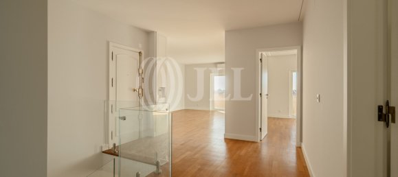 4 bedrooms Duplex in Cascais, Portugal No. 110749 17