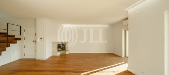 4 bedrooms Duplex in Cascais, Portugal No. 110749 4