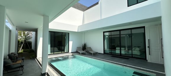 4 Schlafzimmer Villa in Pattaya, Thailand, Nr. 33569 2