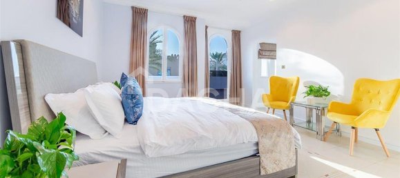 4 bedrooms Villa in Palm Jumeirah, UAE No. 28026 9