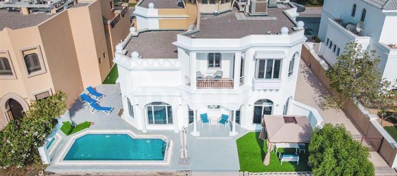 4 bedrooms Villa in Palm Jumeirah, UAE No. 28026 2