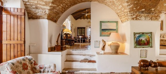 14 bedrooms House in Loule, Portugal No. 99365 8