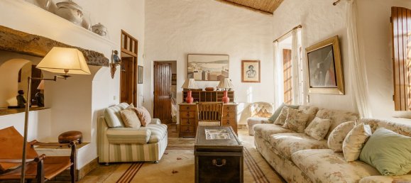 14 bedrooms House in Loule, Portugal No. 99365 3