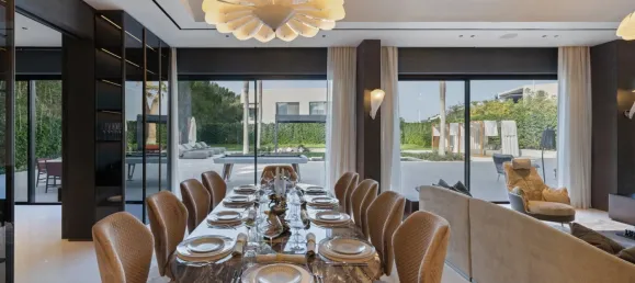 6 bedrooms Villa for sale in Al Barari, Dubai, UAE № 108411 2