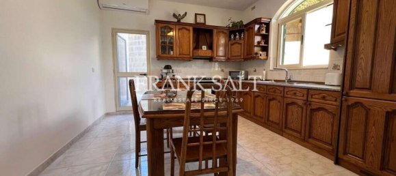 4 Schlafzimmer Haus in Dingli, Malta, Nr. 10681 8