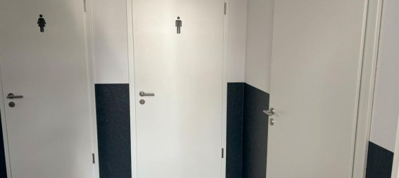 Almacén de 8 habitaciónes en Leer, Germany No. 227977 15