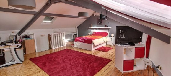 Casa de 2 dormitorios en Montreuil, France No. 185312 3