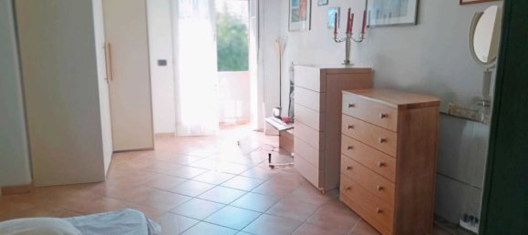 3-Zimmer Haus in Massa, Italy, Nr. 267668 20