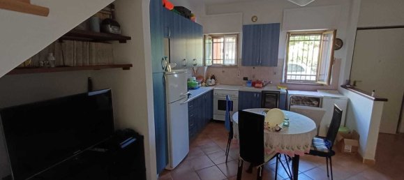 3-Zimmer Haus in Massa, Italy, Nr. 267668 3