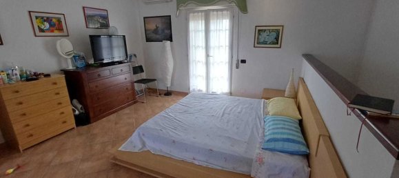 3-Zimmer Haus in Massa, Italy, Nr. 267668 14