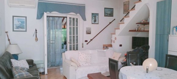 3-Zimmer Haus in Massa, Italy, Nr. 267668 7