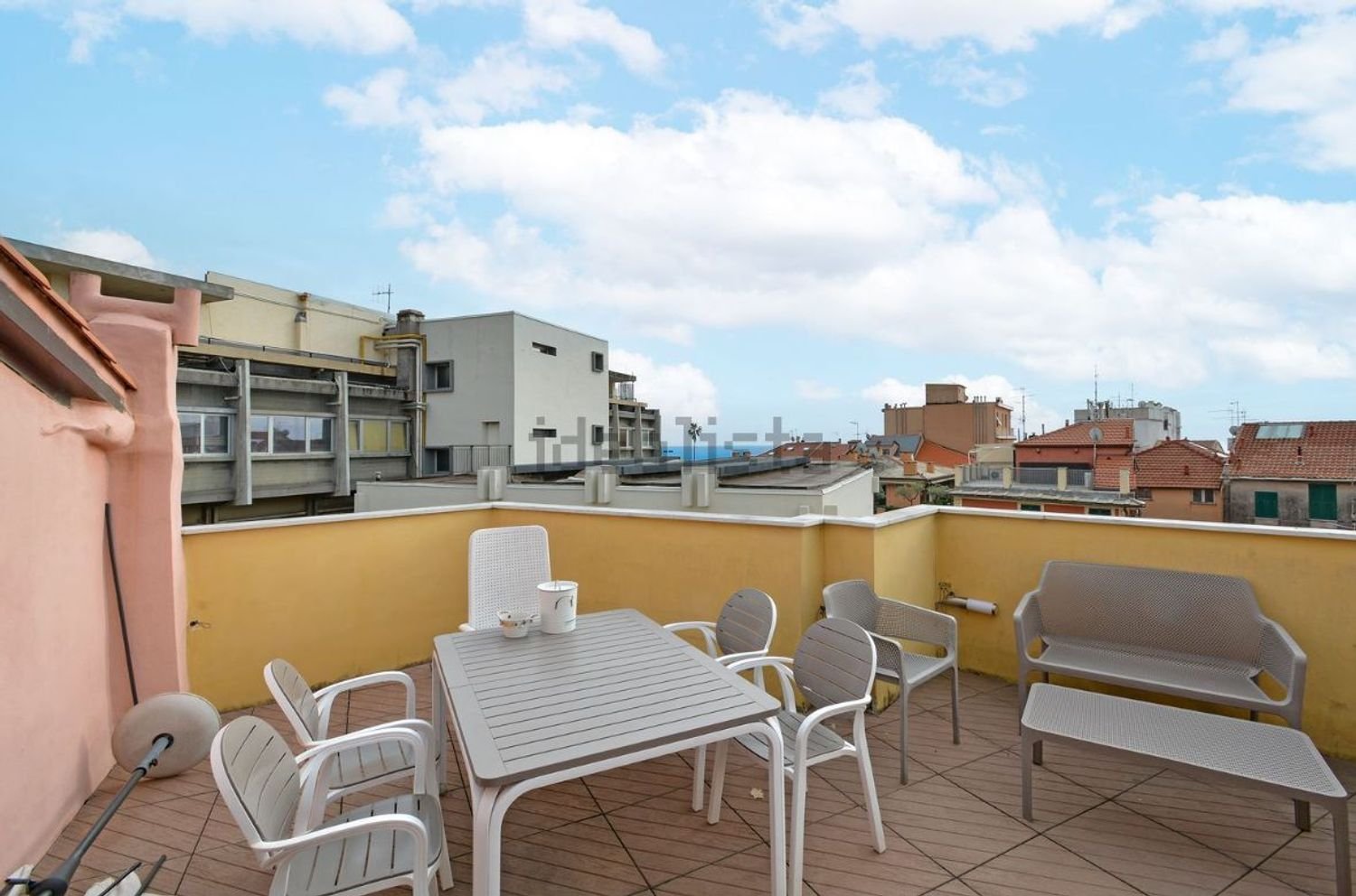 3 rooms Duplex in Varazze, Italy No. 222064