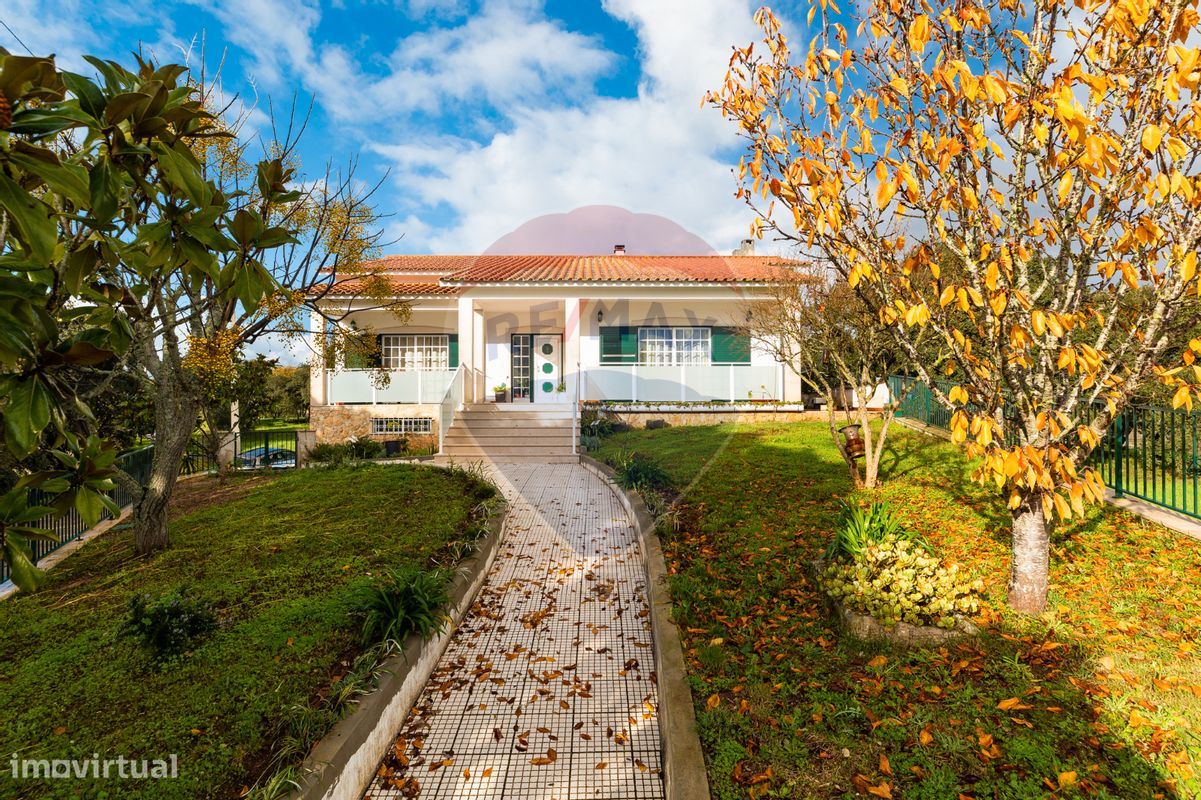 4 غرف نوم منزل في Ourem, Portugal رقم 23971