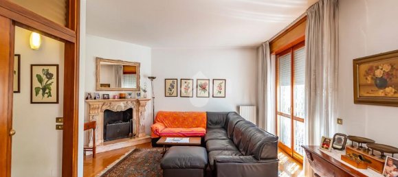 4 غرف نوم فيلا في Arese, Italy رقم 282519 2