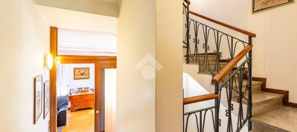 4 غرف نوم فيلا في Arese, Italy رقم 282519 31