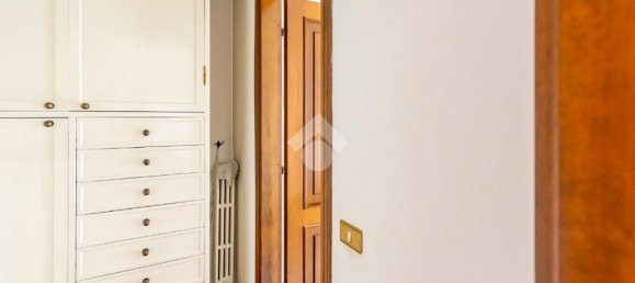 4 غرف نوم فيلا في Arese, Italy رقم 282519 38