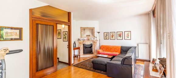 4 غرف نوم فيلا في Arese, Italy رقم 282519 6