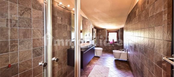 2 bedrooms Villa in Gerenzano, Italy No. 331070 26