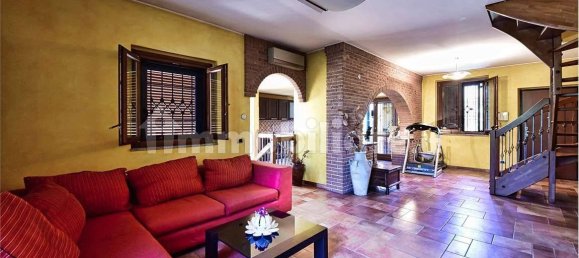 2 bedrooms Villa in Gerenzano, Italy No. 331070 22