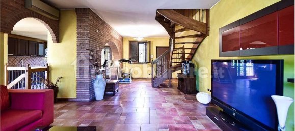 2 bedrooms Villa in Gerenzano, Italy No. 331070 21