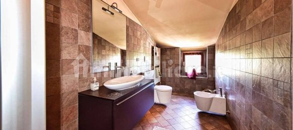 2 bedrooms Villa in Gerenzano, Italy No. 331070 25