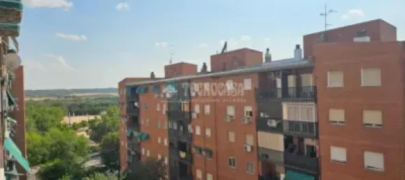 Apartamento de 3 dormitorios en Alcalá de Henares, Spain No. 178774 2