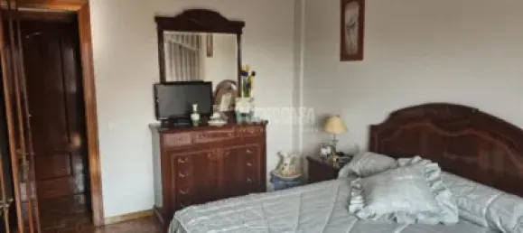 Apartamento de 3 dormitorios en Alcalá de Henares, Spain No. 178774 5