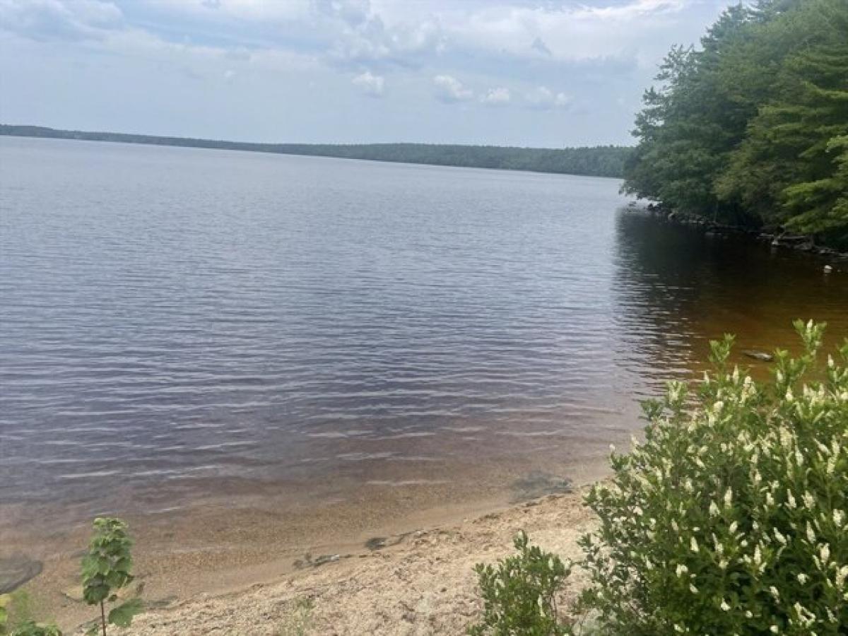  Land in Dartmouth, USA No. 481178