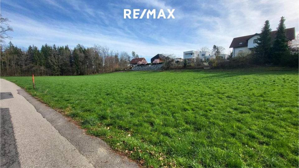 Grundstück in Laakirchen, Austria 1294m², Nr. 69770