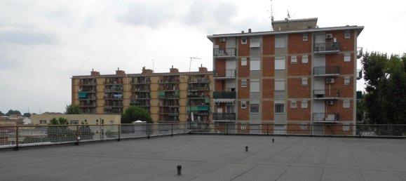 Lagerhaus in Cinisello Balsamo, Italy 1710m², Nr. 149263 10