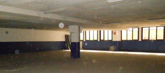 Lagerhaus in Cinisello Balsamo, Italy 1710m², Nr. 149263 2